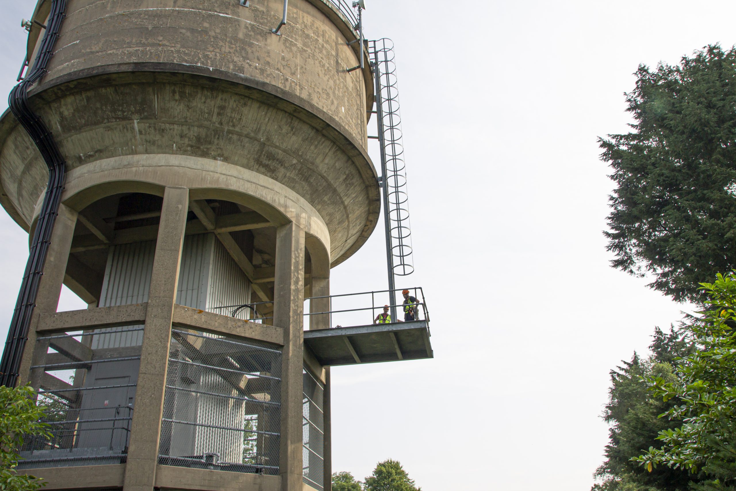 mobile decommission microwave dish